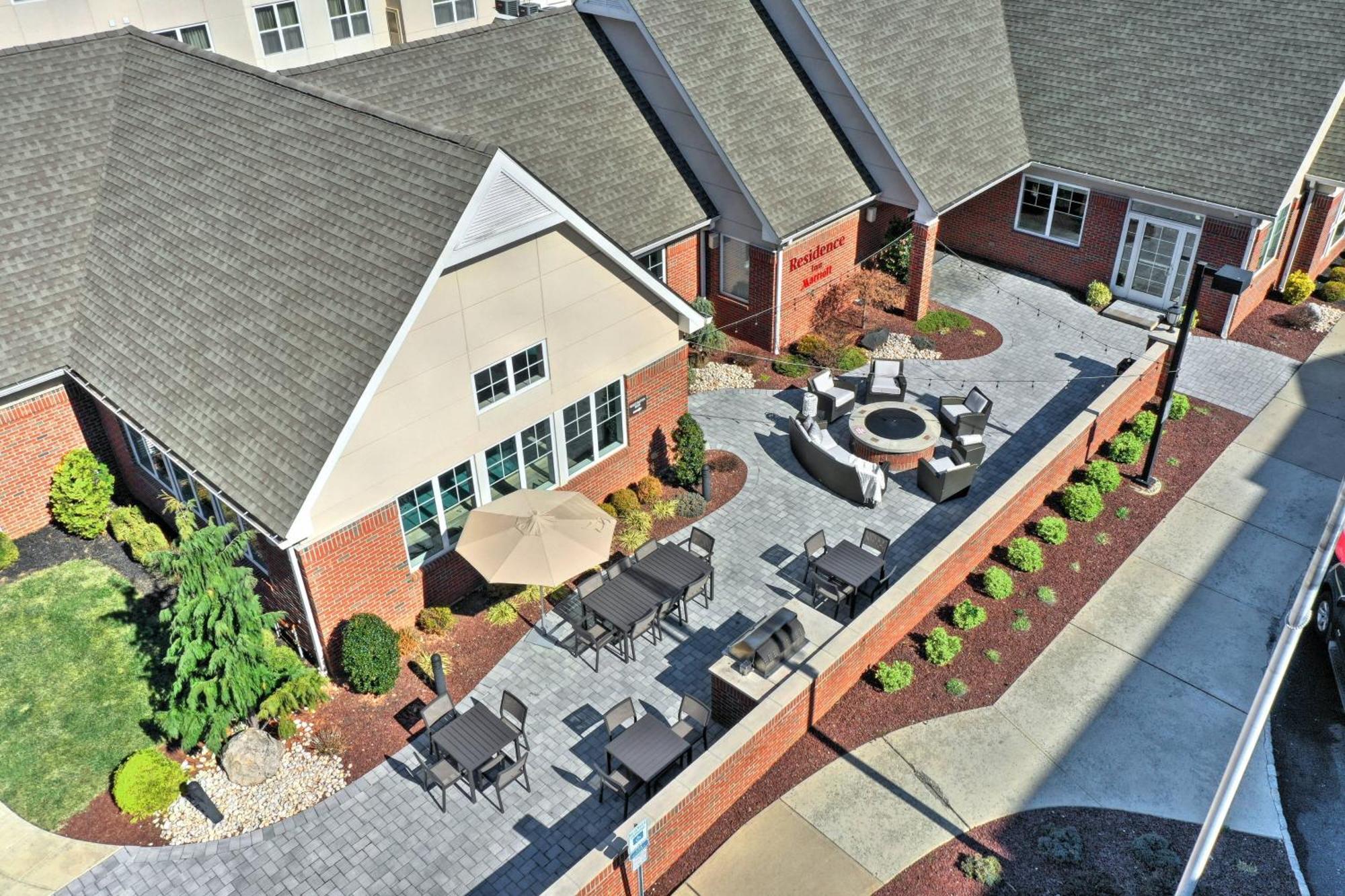 Residence Inn By Marriott Woodbridge Edison/Raritan Center Exterior photo