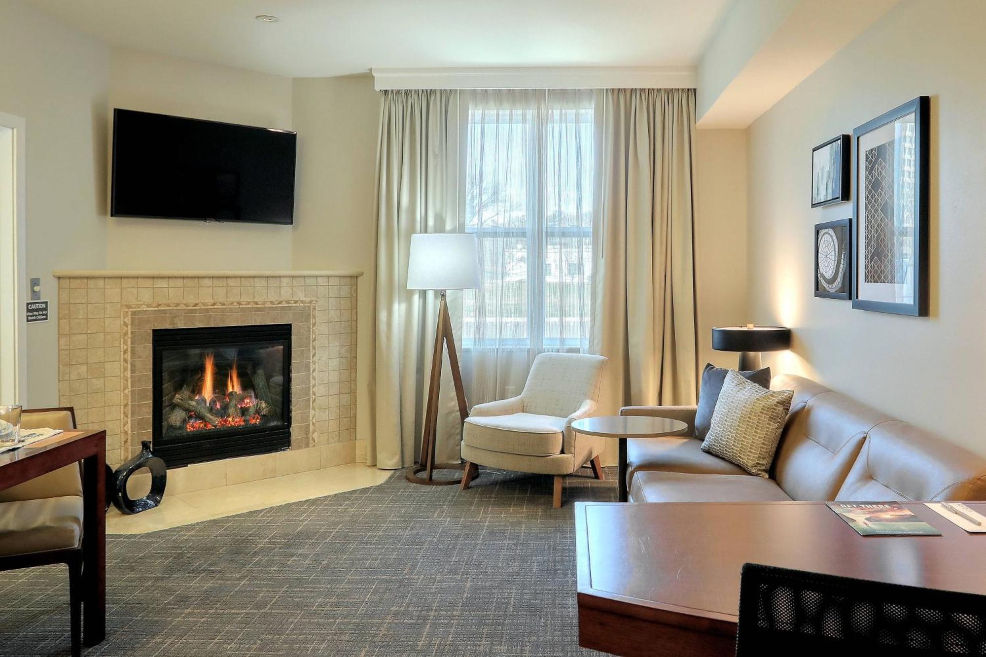 Residence Inn By Marriott Woodbridge Edison/Raritan Center Exterior photo
